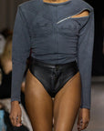 ZIPPER TOP