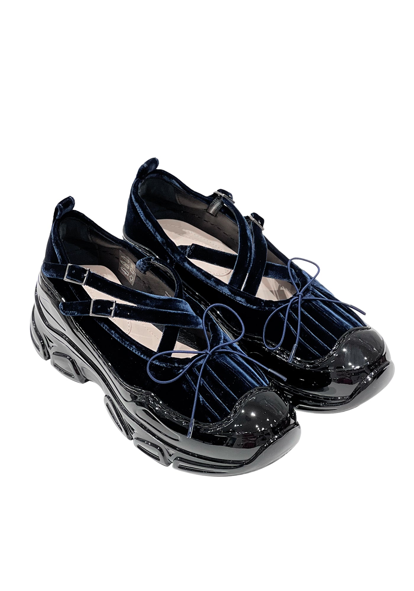CLASSIC CRISS CROSS TRACKER BALLERINA (NAVY)