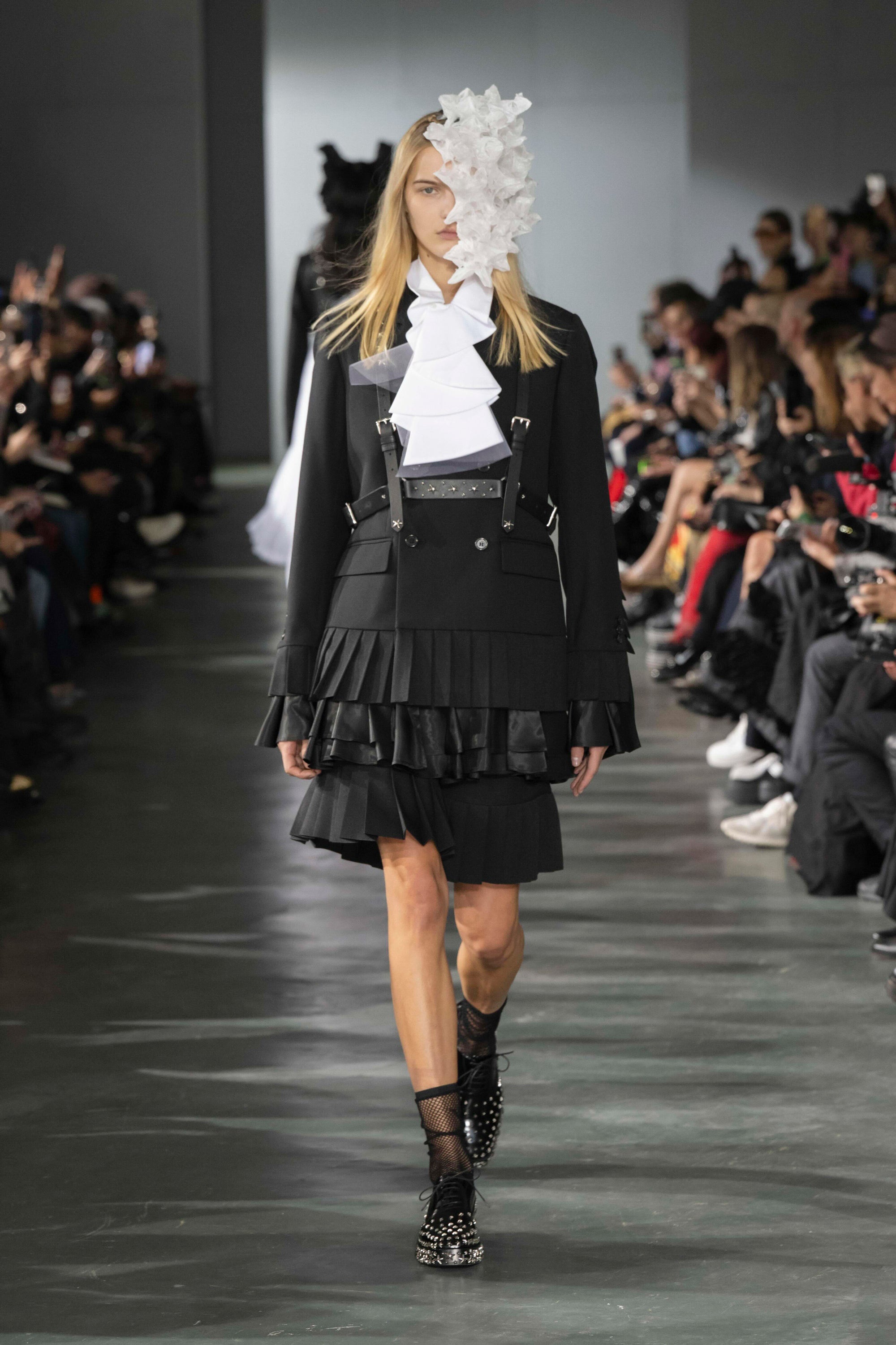 PLEATED  BLAZER JACKET - NOLM