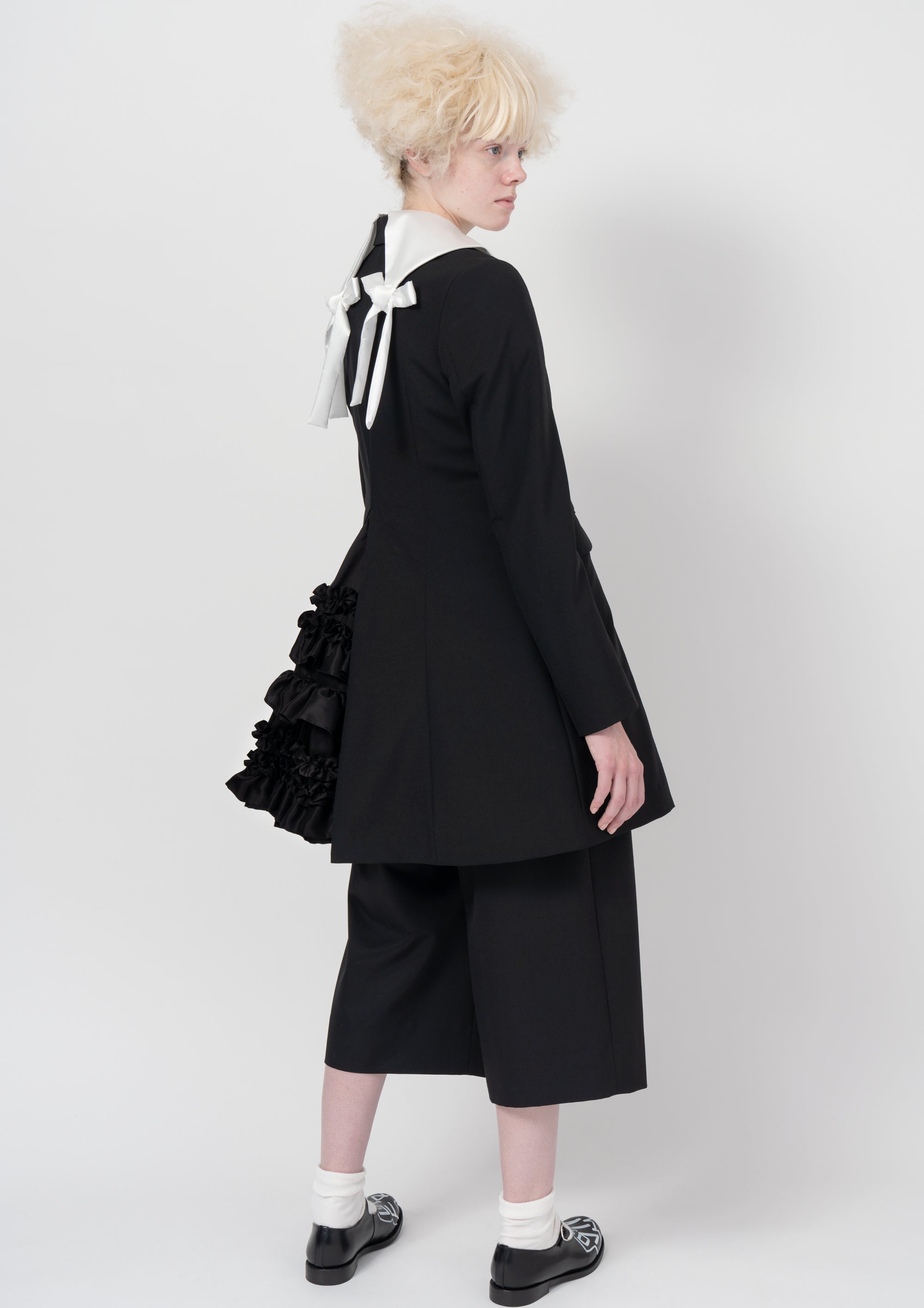 BOW COLLAR SHIRT