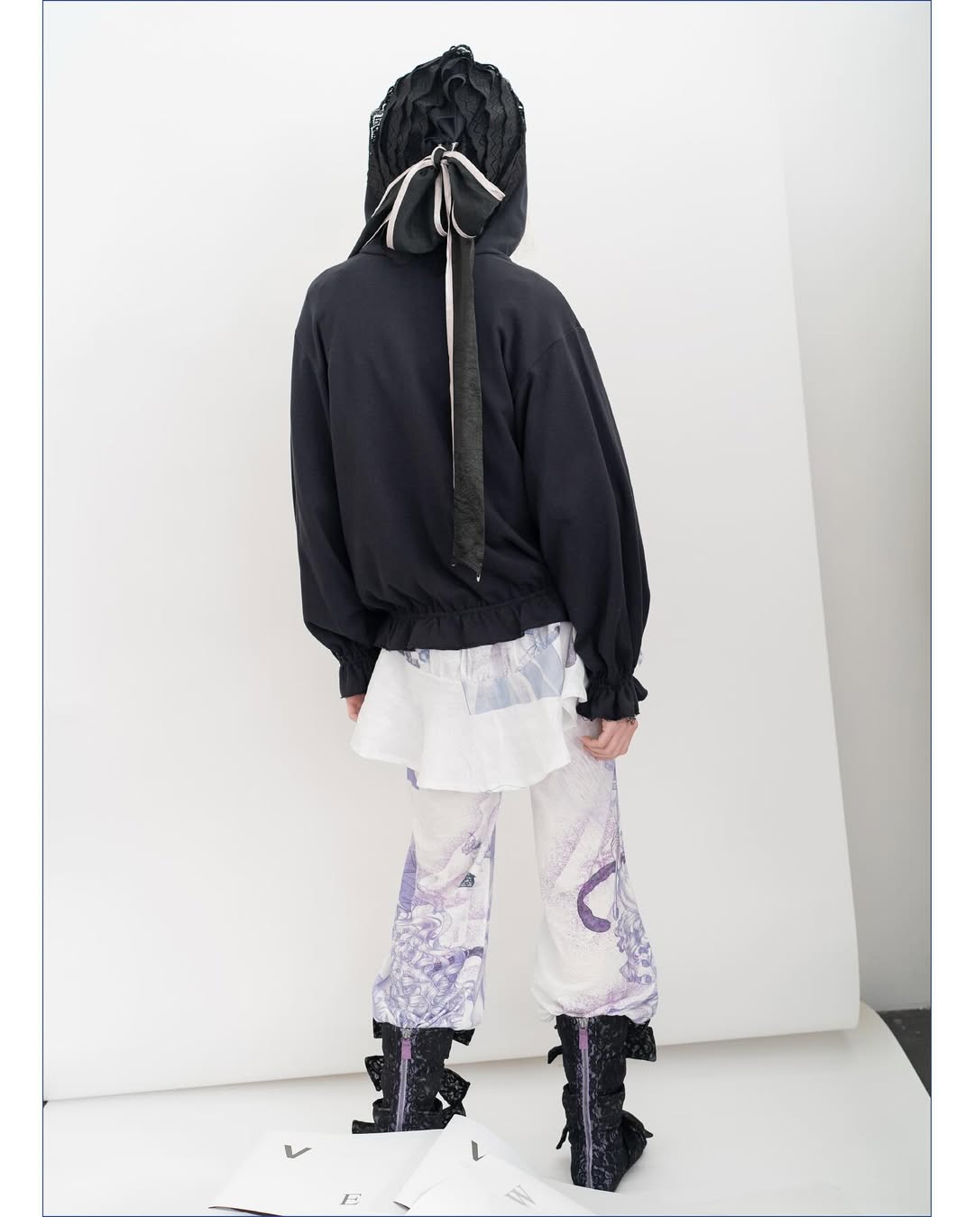 SLEEPING HOODIE