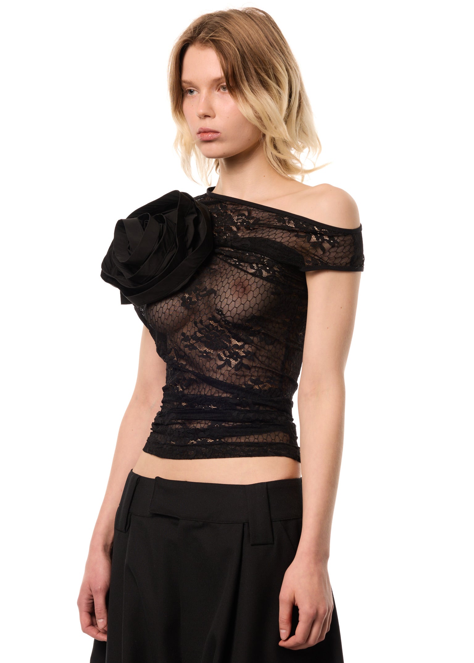 LACE ROSE TOP