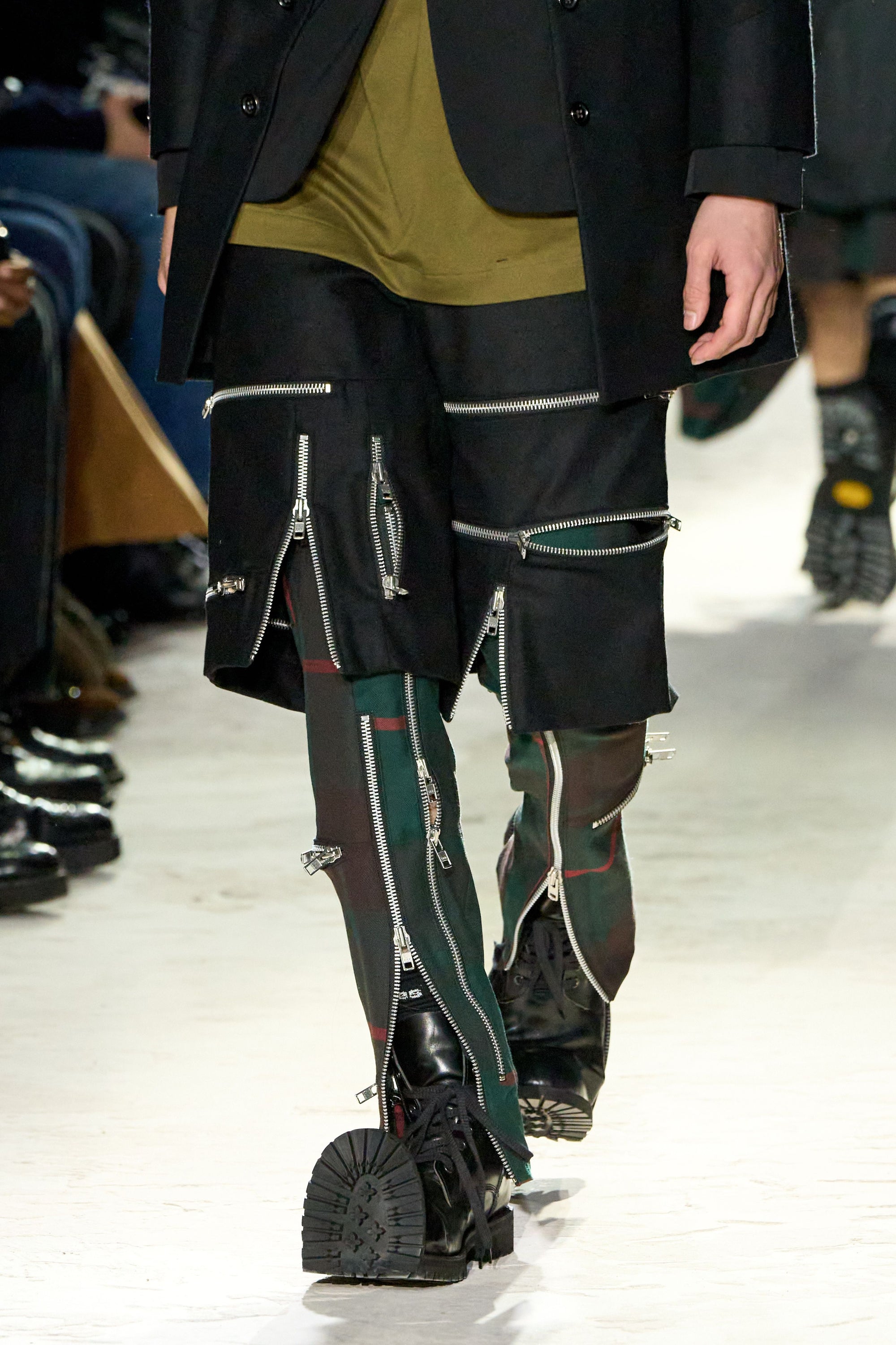 ZIP PANTS - NOLM